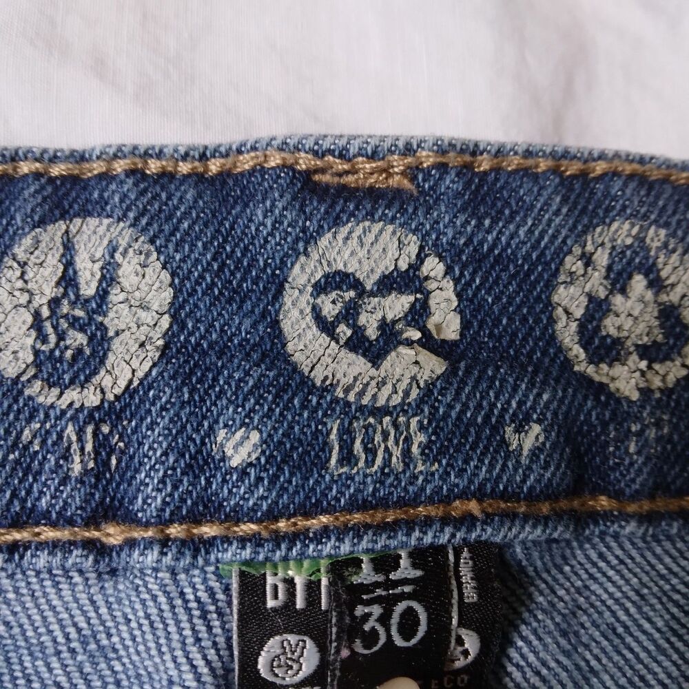 Peace Love Eco By Rewash Super High Rise Distressed Jeans Straight Size 11/30 - Picture 4 of 9